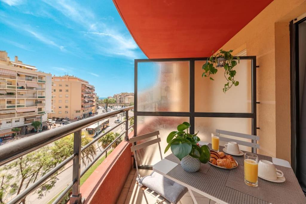 Appartement Cosy Au Centre Ville De Μεντόν Εξωτερικό φωτογραφία